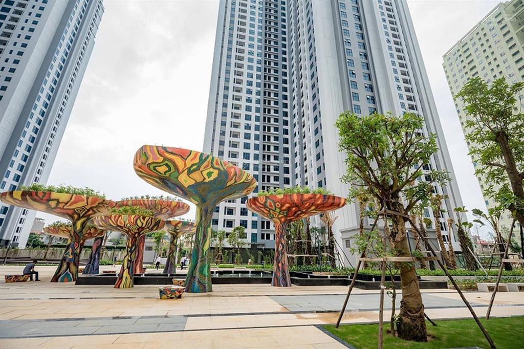 Chính chủ nhượng bán căn hộ r1 goldmark city tầng trung view nội khu đầy đủ tiện nghi 9.5 tỷ