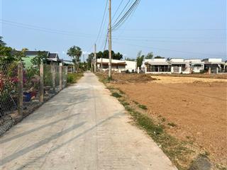 Lô f0 đất phường sơn qui tdt 125m ( 5m x 25m tuỳ theo lô + có thổ cư) giá #400tr còn tl