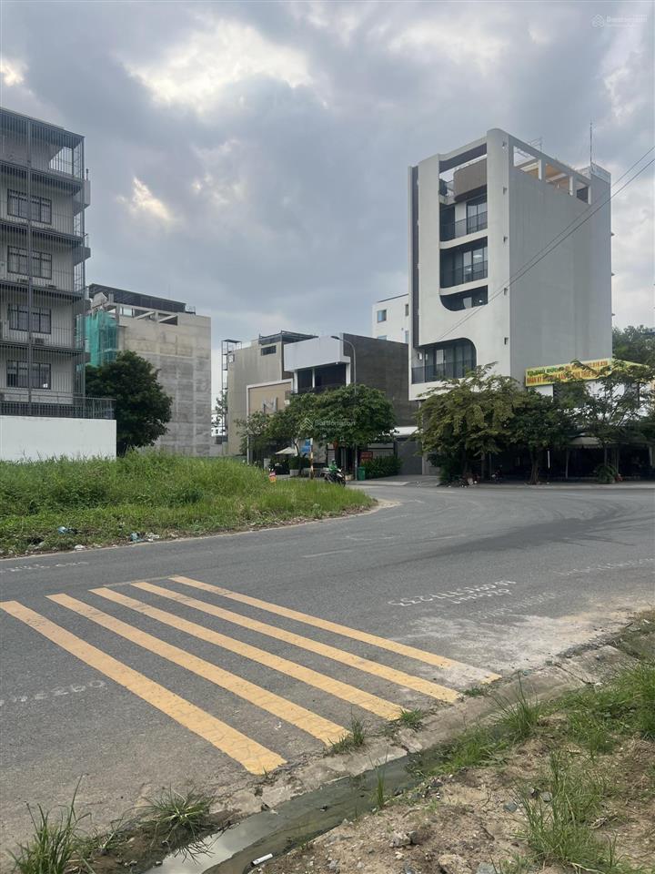 Bán đất mặt tiền nguyễn văn kỉnh kdc huy hoàng, thạnh mỹ lợi. vị trí lô r cạnh căn góc rất đẹp