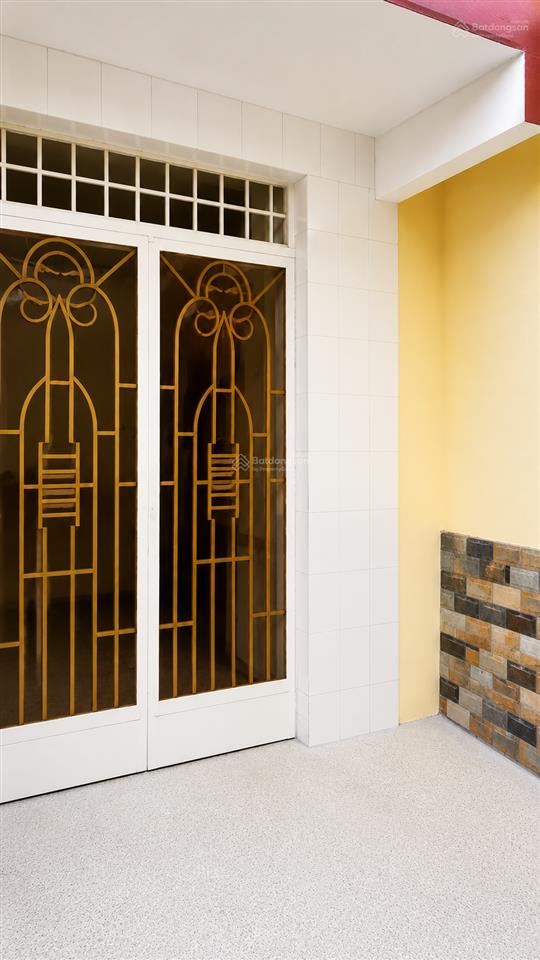Nhà trung tâm quận 8  nhỉnh 2 tỷ  20.2m²  sổ hồng riêng