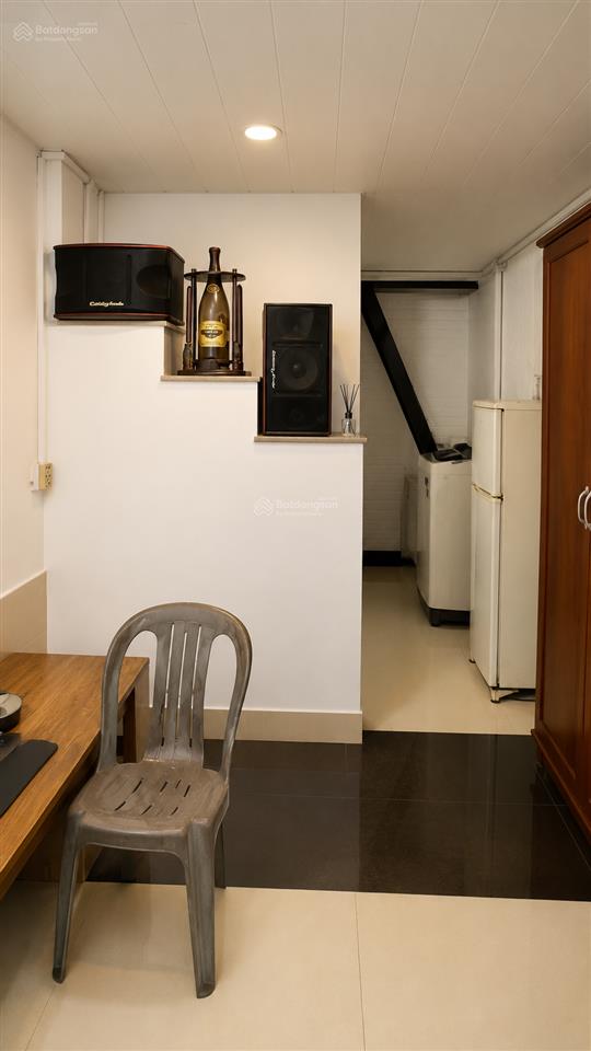 Trung tâm q8, nhỉnh 1 tỷ, 22m2, sổ hồng riêng, tiện xây mới