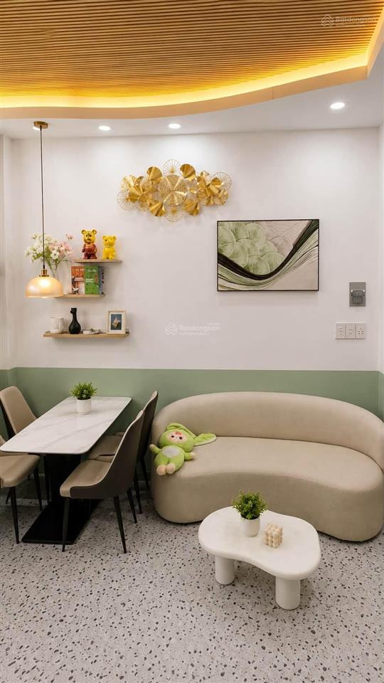 Dương bá trạc, nhỉnh 5 tỷ, 120m2, 4 tầng, cách mặt tiền 6m