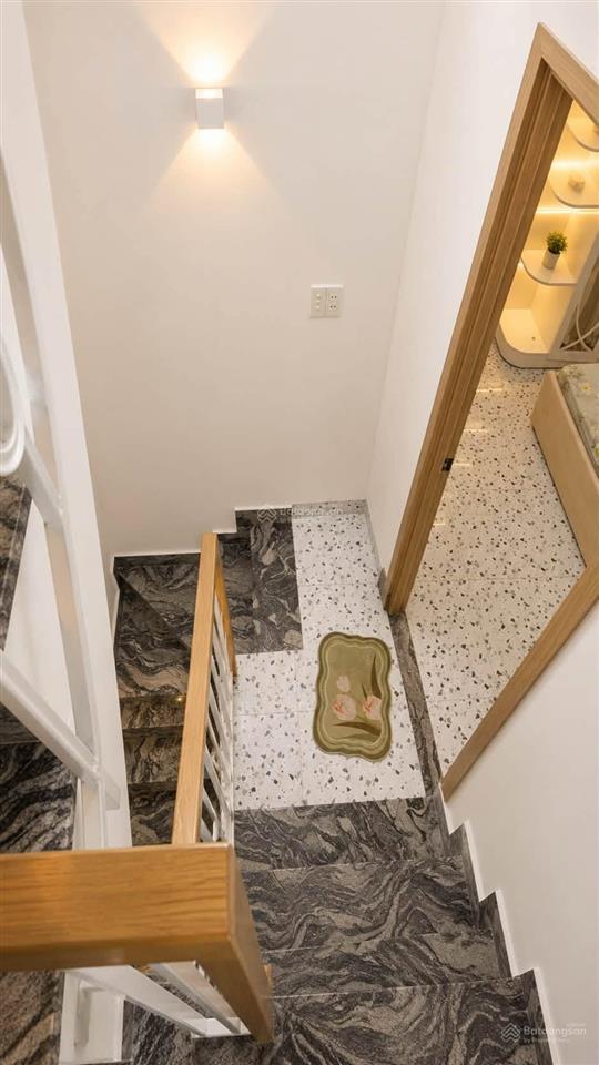 Dương bá trạc, nhỉnh 5 tỷ, 120m2, 4 tầng, cách mặt tiền 6m