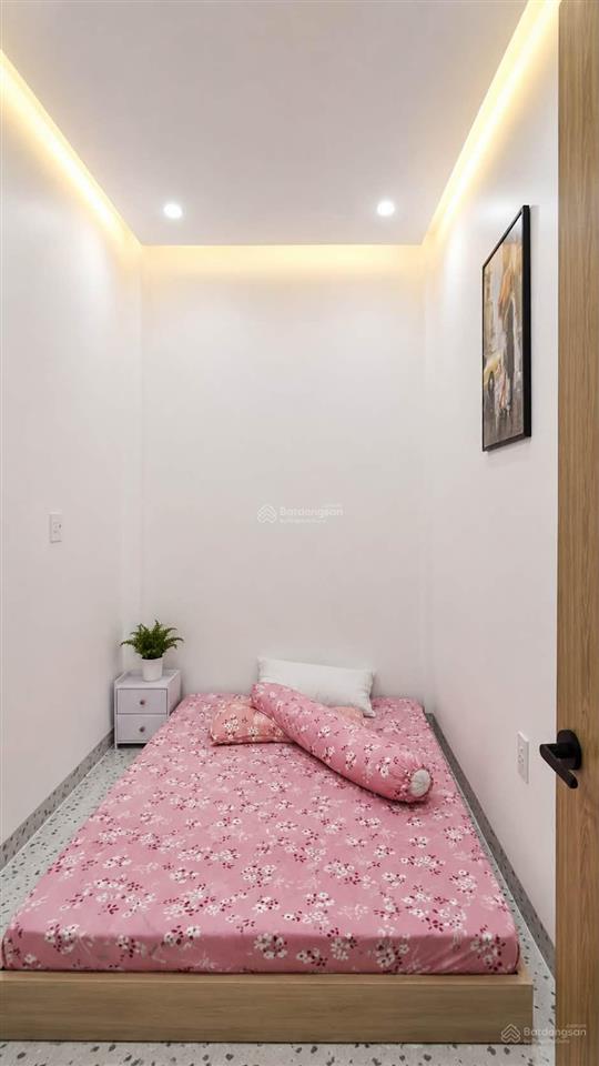 Dương bá trạc, nhỉnh 5 tỷ, 120m2, 4 tầng, cách mặt tiền 6m