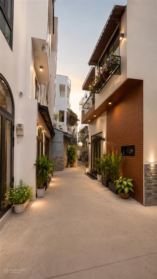 Trung tâm sầm uất dương bá trạc, nhỉnh 5 tỷ, dtsd 45m2, tặng full nội thất