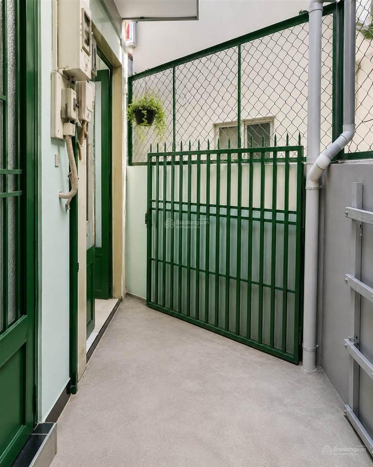 Đường vàng nguyễn thị tần, nhỉnh 2 tỷ, 24m2, nở hậu, bên cạnh chợ