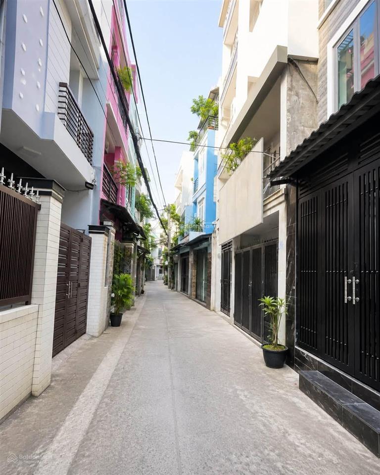 Đường vàng nguyễn thị tần, nhỉnh 2 tỷ, 24m2, nở hậu, bên cạnh chợ