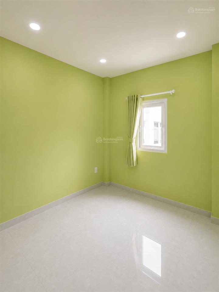 Nhà 4 tầng, 31m2, nhỉnh 4 tỷ, sổ hồng riêng, không quy hoạch, hỗ trợ vay ngân hàng