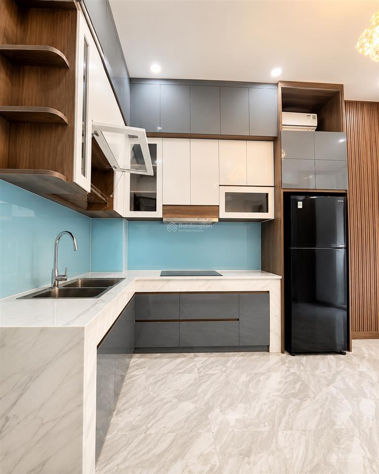 Nhà mặt tiền  căn góc âu dương lân, có sẵn dòng tiền 18 triệu/tháng, 4 tầng, giá 9,5 tỷ