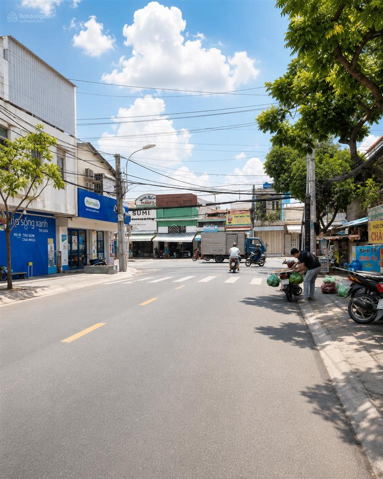 Nhà mặt tiền  căn góc âu dương lân, có sẵn dòng tiền 18 triệu/tháng, 4 tầng, giá 9,5 tỷ