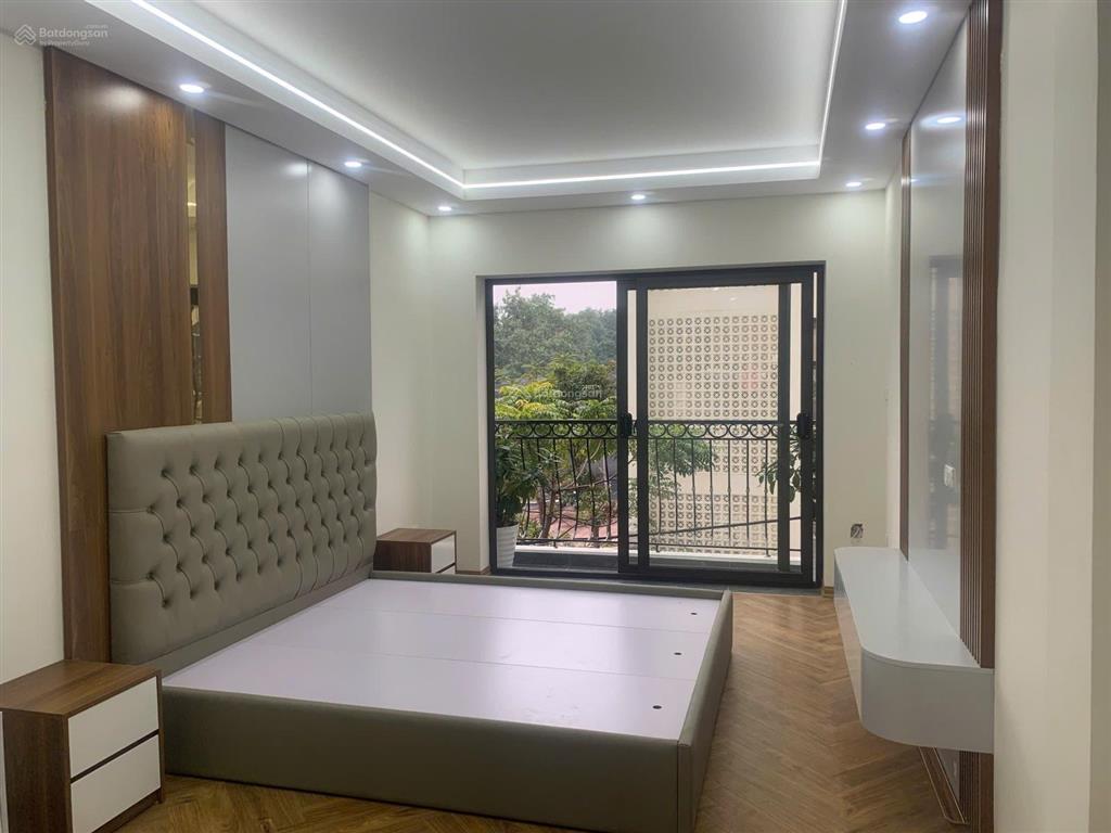 Chính chủ bán nhà dương văn bé  6 tầng thang máy  ô tô đỗ cửa có chỗ để ngày đêm  nhỉnh 16 tỷ
