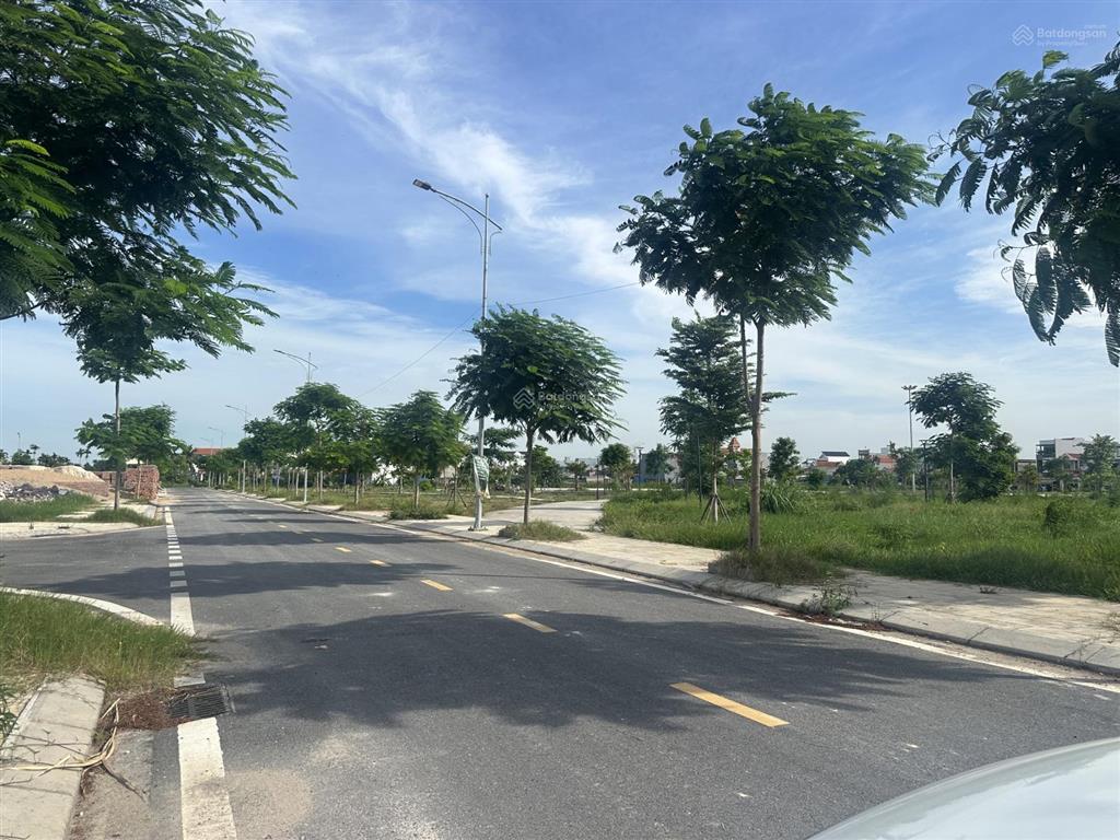 Đấu giá an trại, an lư giảm sâu cho nhà đầu tư bắt đáy. 90m chỉ 3 tỷ 200