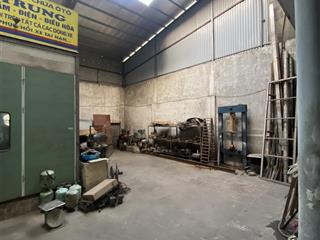 Chính chủ cho thuê nhà xưởng, kho, kinh doanh 2 tầng 240m2 mặt đường nguyễn đức thuận, gia lâm