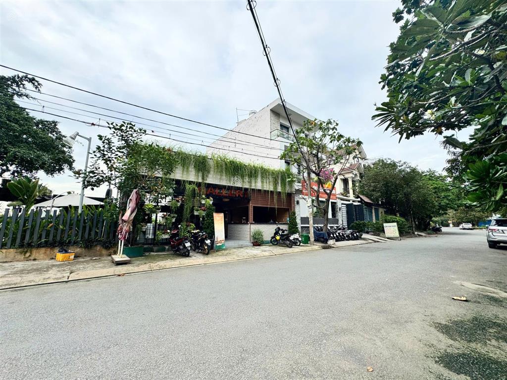Bán đất biệt thự hẻm 10m đặng thùy trâm, dt 10x12m. sổ hồng riêng. hẻm thông gần đh văn lang