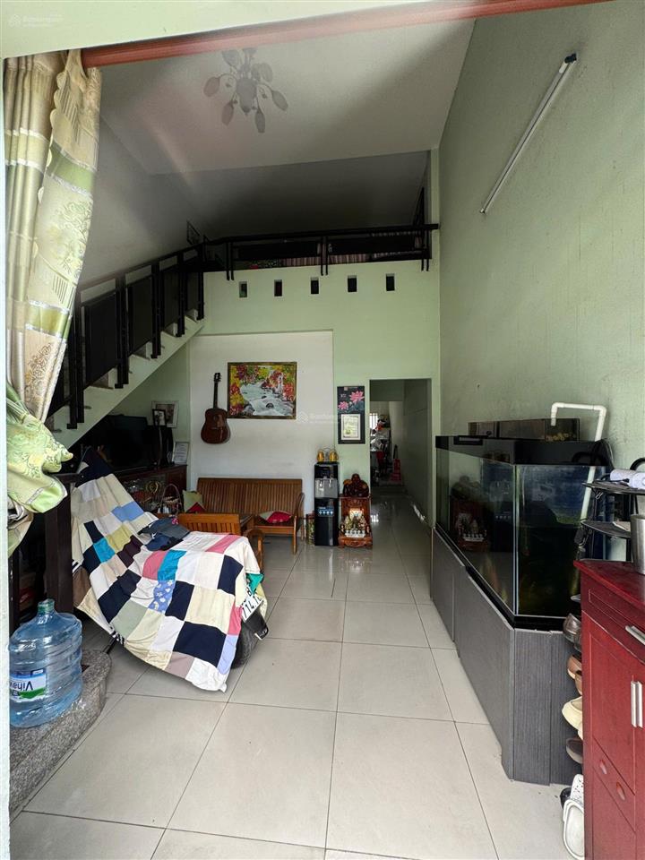 Bán nhà mặt tiền đường số 46, phú hữu, dt 290m2.full thổ cư. có 2 căn nhà song lập. giá rẻ đầu tư.