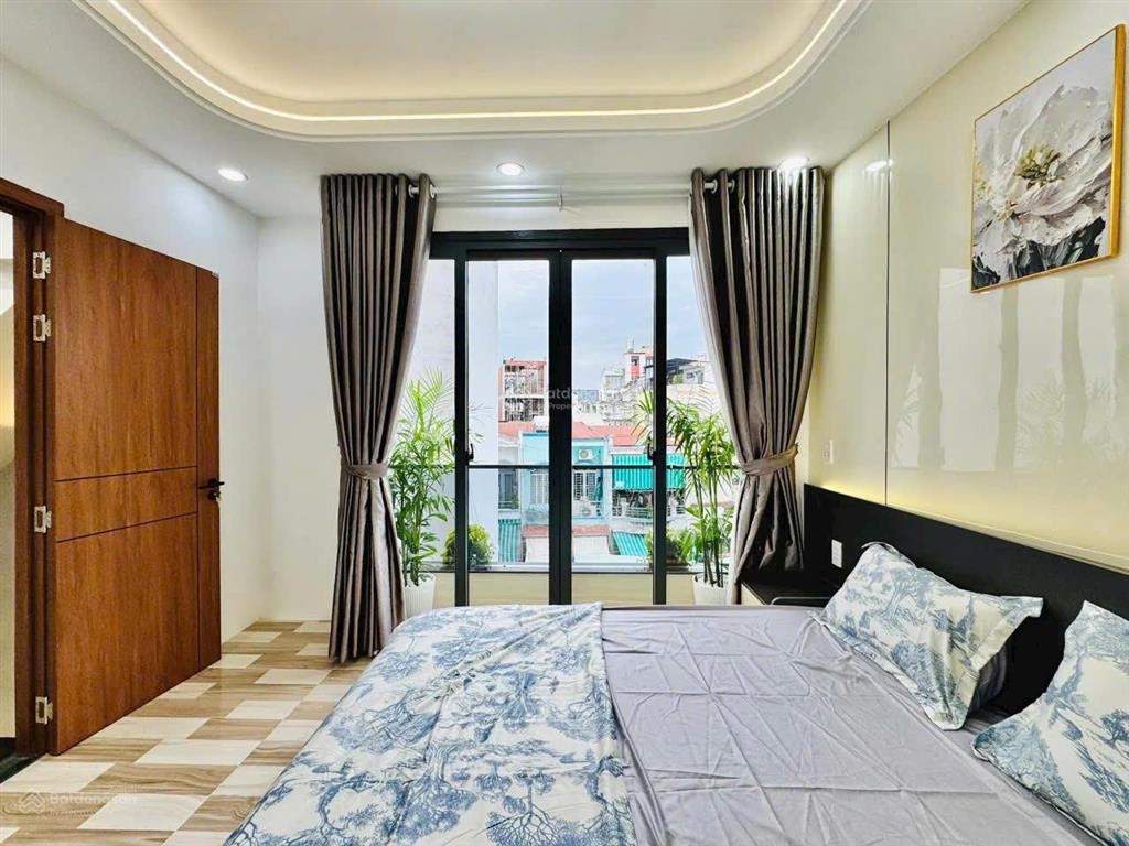 Bán chdv 1 sẹc đặng thùy trâm, dt 5x24m. 14 phòng. view công viên. doanh thu 68tr/tháng