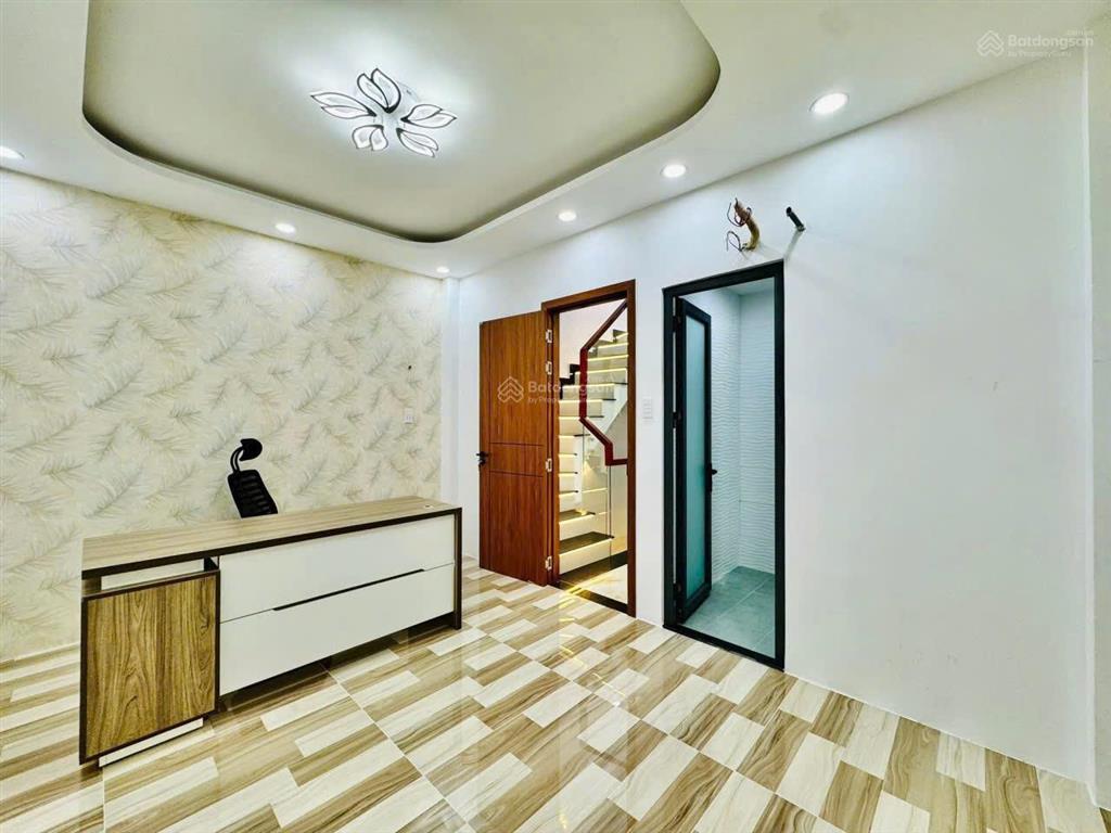 Bán chdv 1 sẹc đặng thùy trâm, dt 5x24m. 14 phòng. view công viên. doanh thu 68tr/tháng