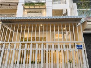 Bán nhà hẻm 5m đường số 28, dt 4,2x11m. cn 46m2. trệt 2 lầu. 3pn, 3wc. đã hoàn công