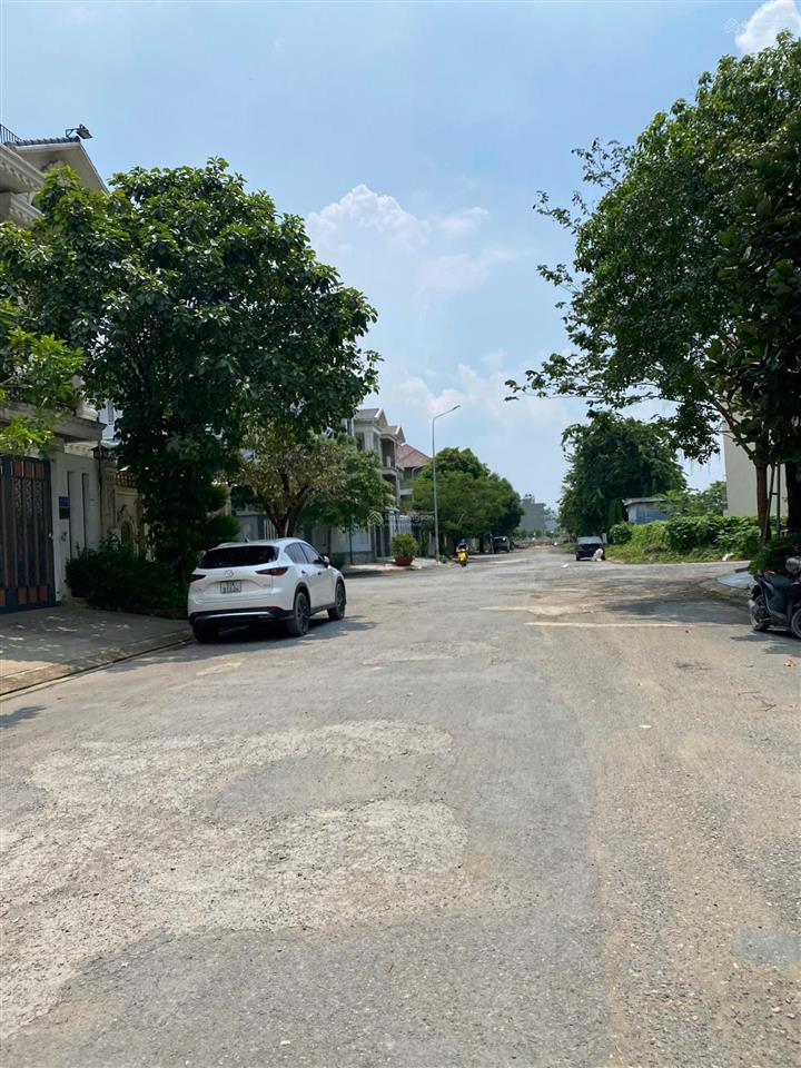 Bán đất hẻm 235 đặng thùy trâm, dt 6x20m. hai mặt hẻm trước và sau. view công viên.