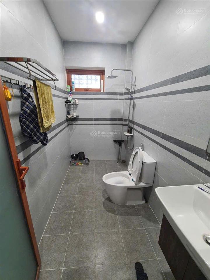 Bán nhà hẻm 10m đường bình lợi, dt 6x21m. trệt 2 lầu. hẻm thông