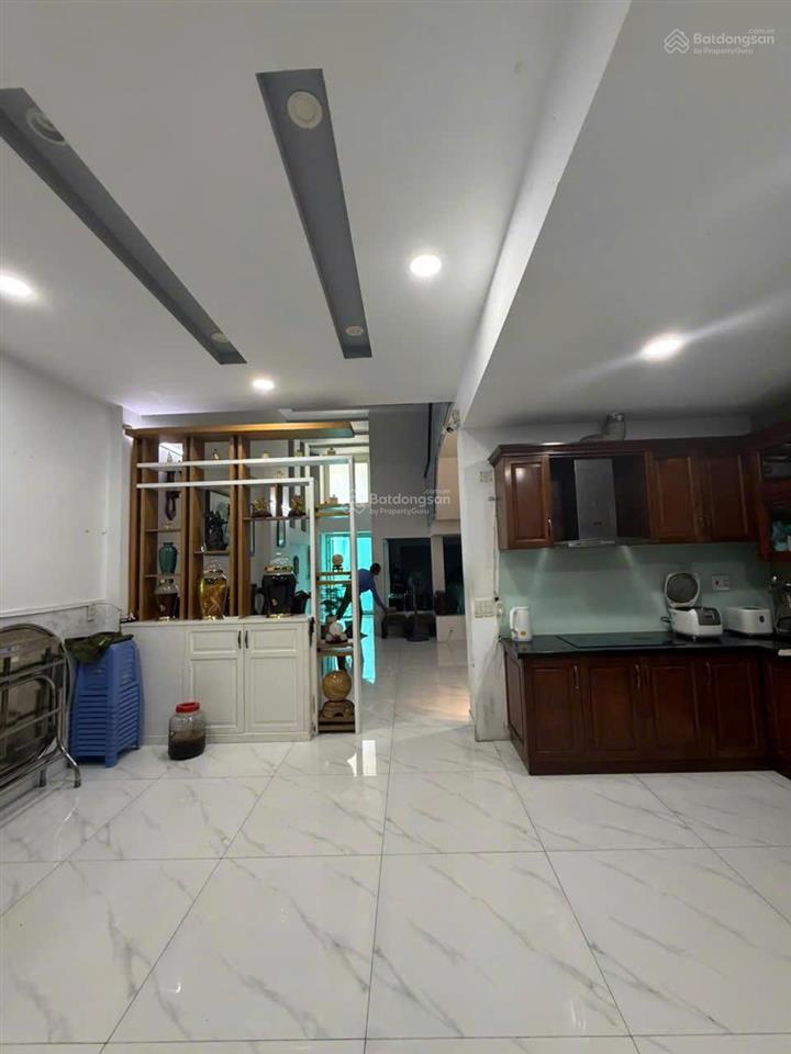 Cho thuê nhà hẻm 8m bình lợi, dt 6x20m. trệt 2 lầu. 3pn, 4wc, có nội thất