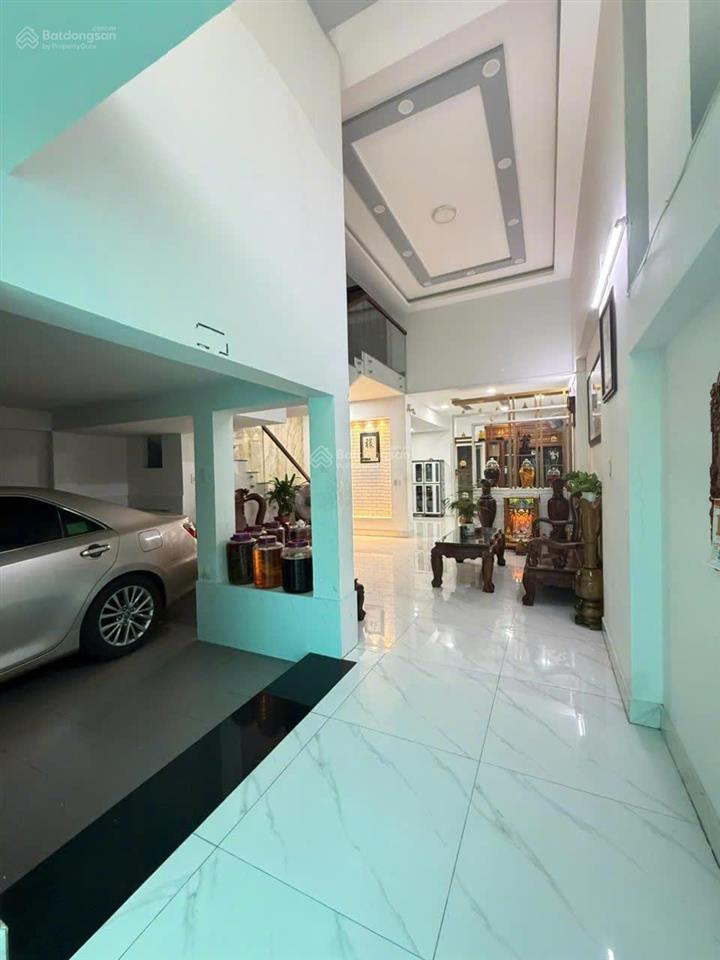 Cho thuê nhà hẻm 8m bình lợi, dt 6x20m. trệt 2 lầu. 3pn, 4wc, có nội thất