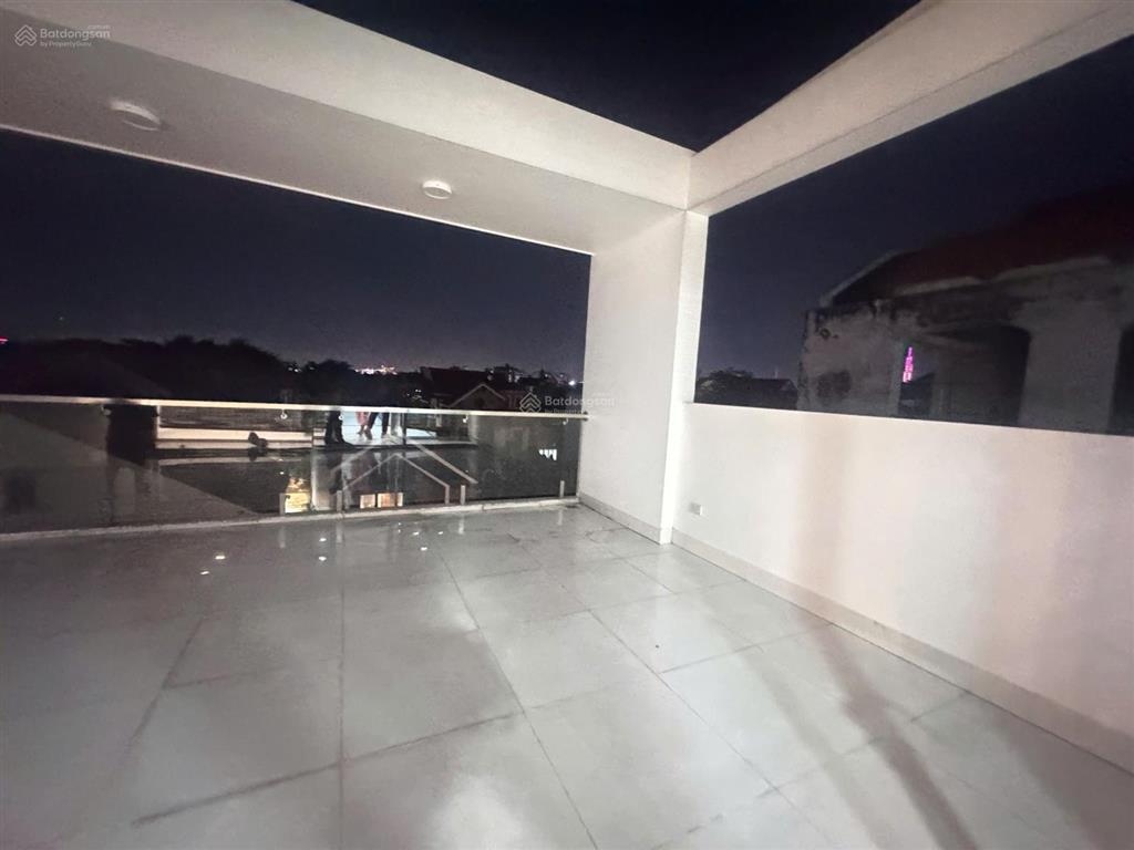 Nhà cho thuê hẻm 9m đường đặng thùy trâm. dt 6x13m. trệt 2 lầu st. gần đh văn lang