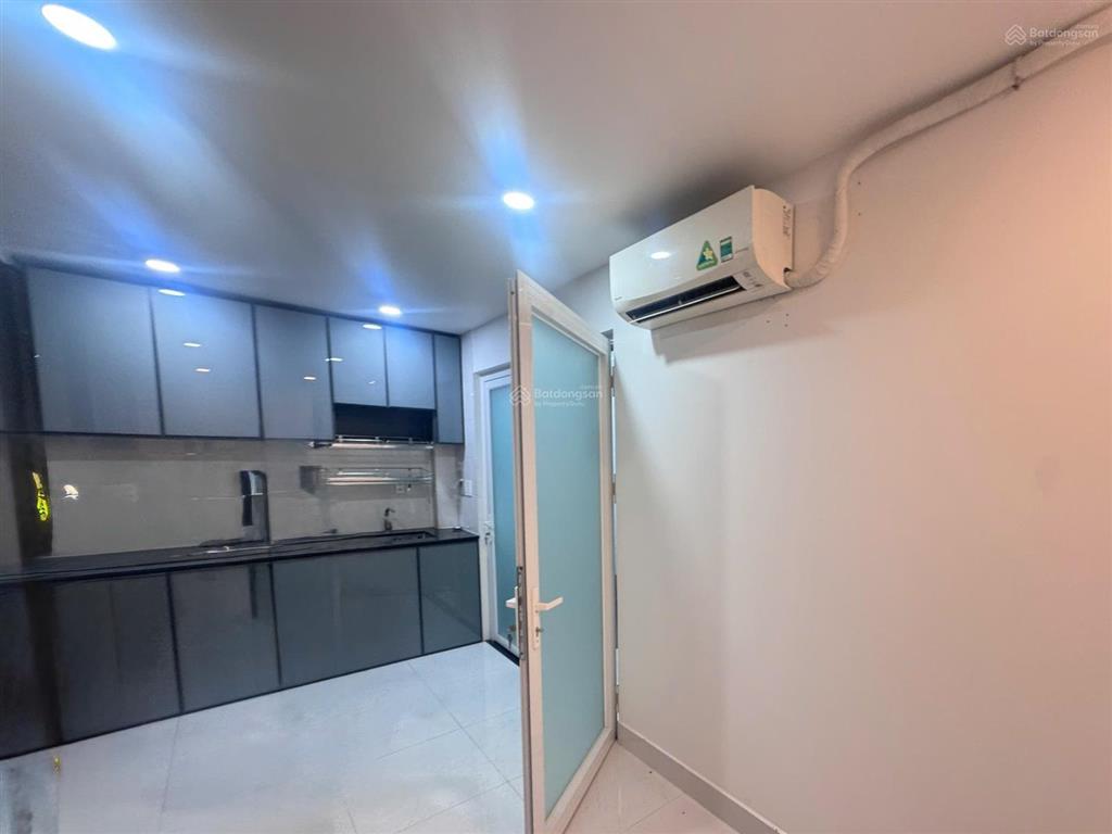 Nhà cho thuê hẻm 9m đường đặng thùy trâm. dt 6x13m. trệt 2 lầu st. gần đh văn lang