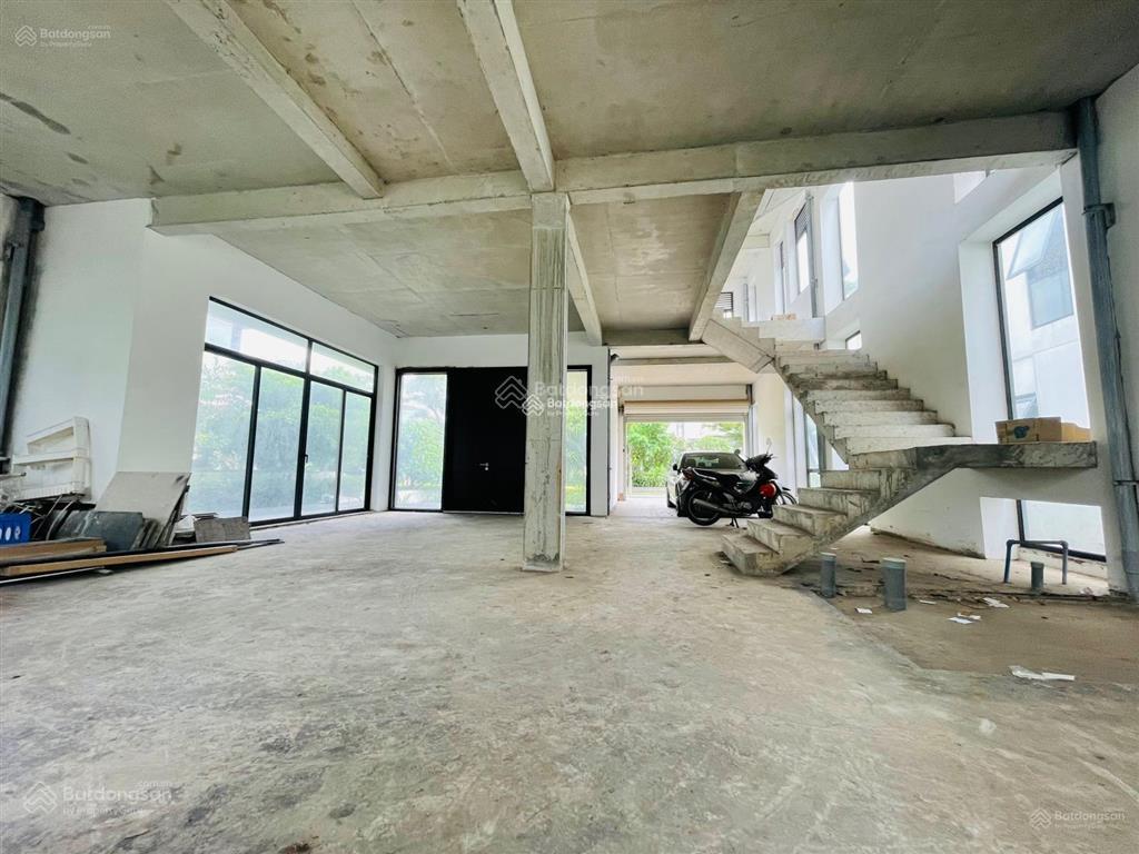 Bán căn gốc biệt thự đơn lập lucasta villa quận 9