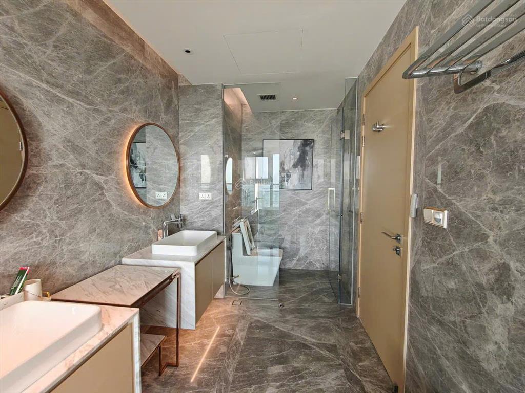 Cho thuê penthouse gateway quận 2  4pn full nội thất, sân vườn rộng, view sông panorama