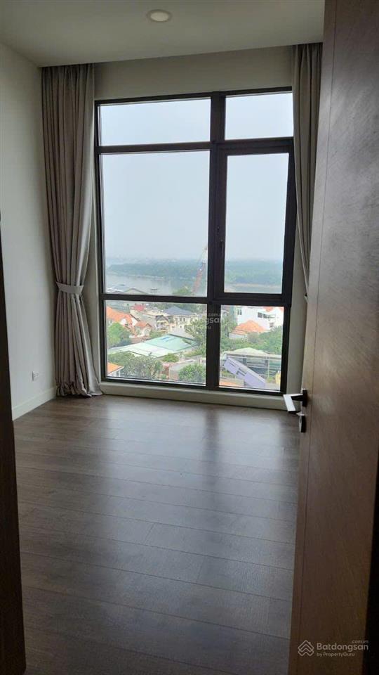 Cho thuê the nassim 3pn 133m2 view sông, thang máy riêng nội thất cơ bản, $3.500 bao thuế phí