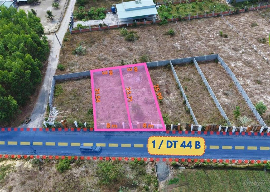 Ngộp bank cần bán gấp lô đất 379m² có sẵn 160m² thổ cư tại phước hải