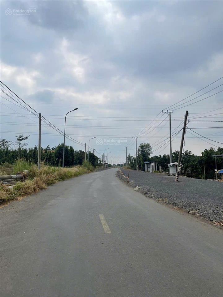 Cần bán gấp lô đất mặt tiền đường dt997 suối rao, đá bạc