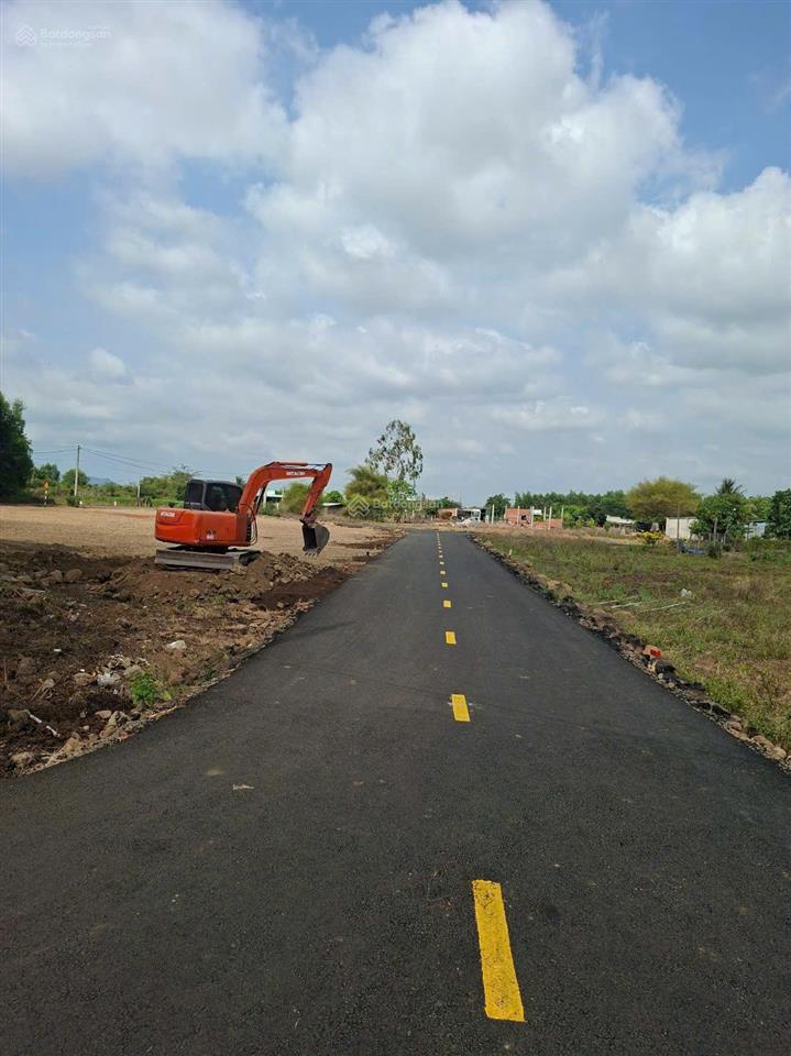 Đất đỏ chỉ 570 triệu sở hữu ngay lô đất 135m!