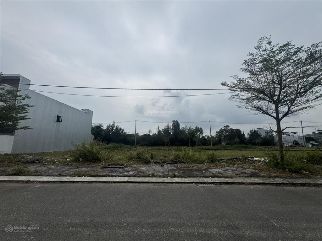 Bán gấp lô đất tại khu đô thị số 4 phường điện bàn đông, đà nẵng.diện tích 122,5m2 vuông vức,giá ok