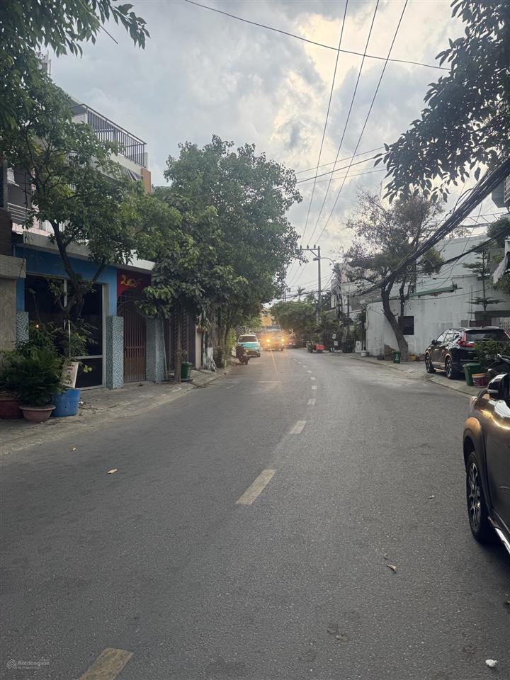 Bán gấp lô đấttặng nhà khu vương thừa vũ, sơn trà. tiềm năng sinh lời cao. giá thiện chí ra nhanh