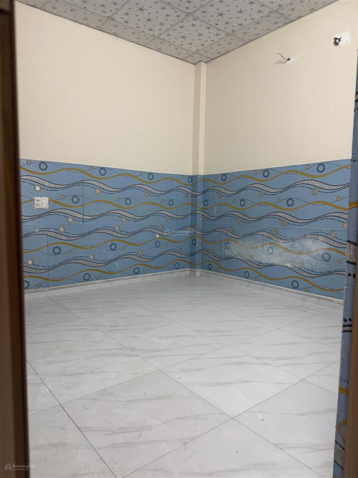 Hiếm! bán gấp nhà 2 tầng đẹp, đường 7.5 hè 4m tại hoà xuânđà nẵng.kdc sầm uất,giá tốt thị trường.
