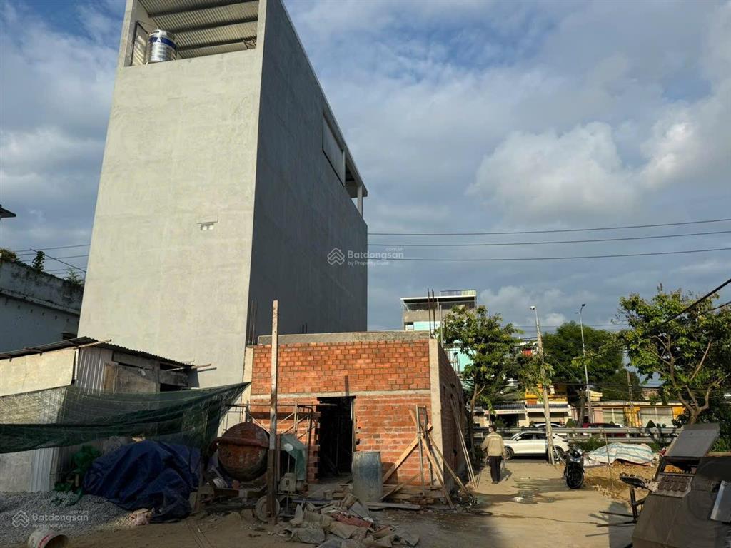 Bán gấp đất 2 mặt kiệt rộng 4.5m,ngang hơn 9m.kdc đường trường chinhđà nẵng sầm uất.giá dưới 5 tỷ