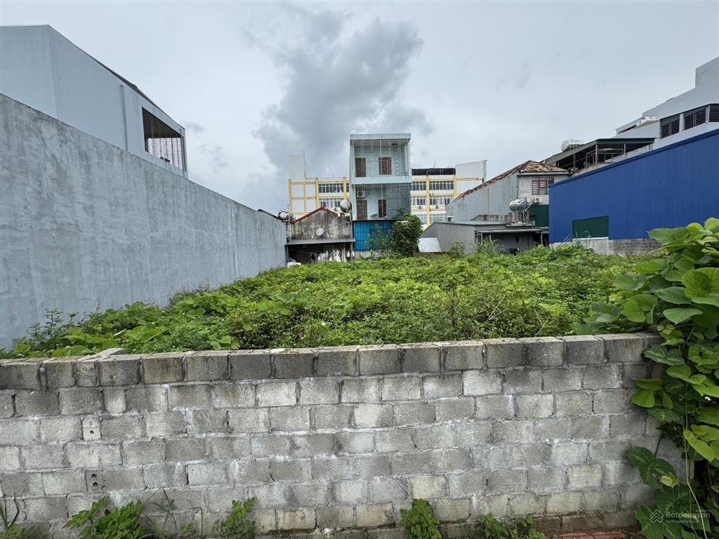 Bán đất tại quảng hà, quảng ninh gồm 7 sổ, mỗi sổ 100m2 tổng 700m2, gần chợ và bệnh viện