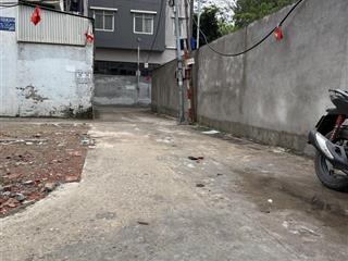 Chính chủ bán đất tặng nhà 2 tầng ngõ 190 đại mỗ 120m ôtô vào nhà
