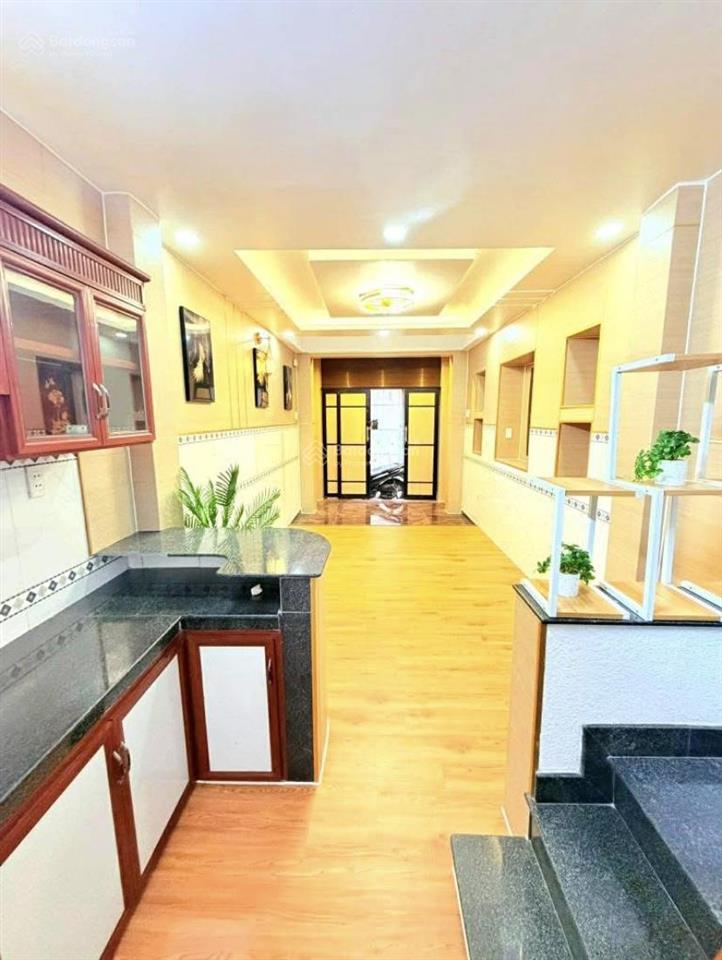 Phan xích long phú nhuận  nhà mới 5 tầng btct  nhỉnh 6.5 tỷ thương lượng