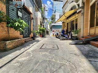 Phan đình phùng  gần mặt tiền  40m2 x5 tầng  vuông vức  chỉ 7.99 tỷ thương lượng