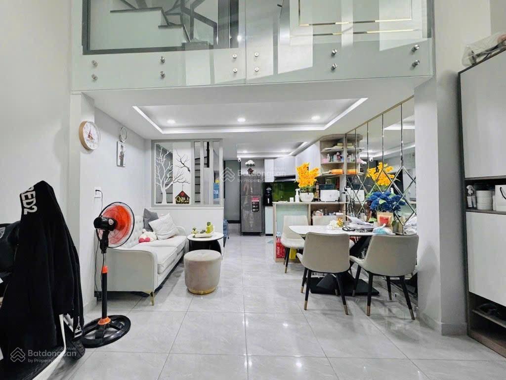 Khu vip phan xích long  39m2 x4 tầng  ô tô đỗ cửa  chỉ nhỉnh 7 tỷ thương lượng chính chủ