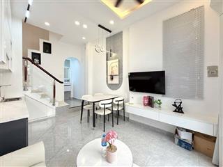 Nguyễn văn trỗi sát mặt tiền nhà mới ở ngay chỉ 5.85 tỷ tl