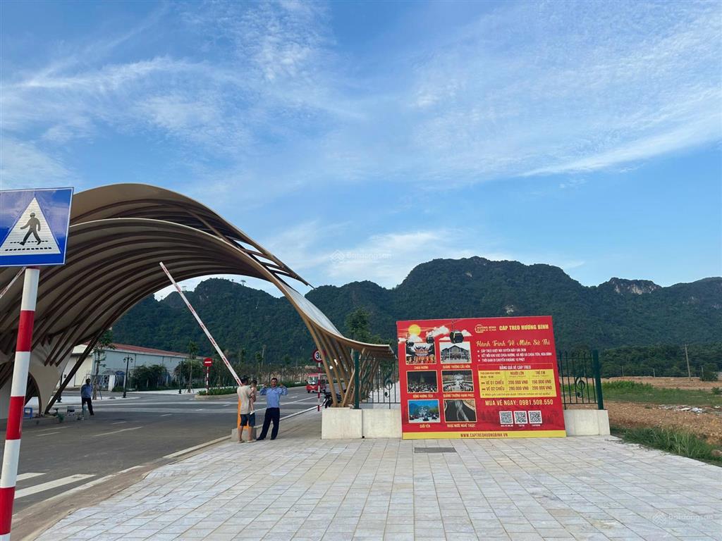 Chính chủ bán đất thổ cư 3 mặt tiền ngay kdl văn hóa nghỉ dưỡng vnlạc thủy