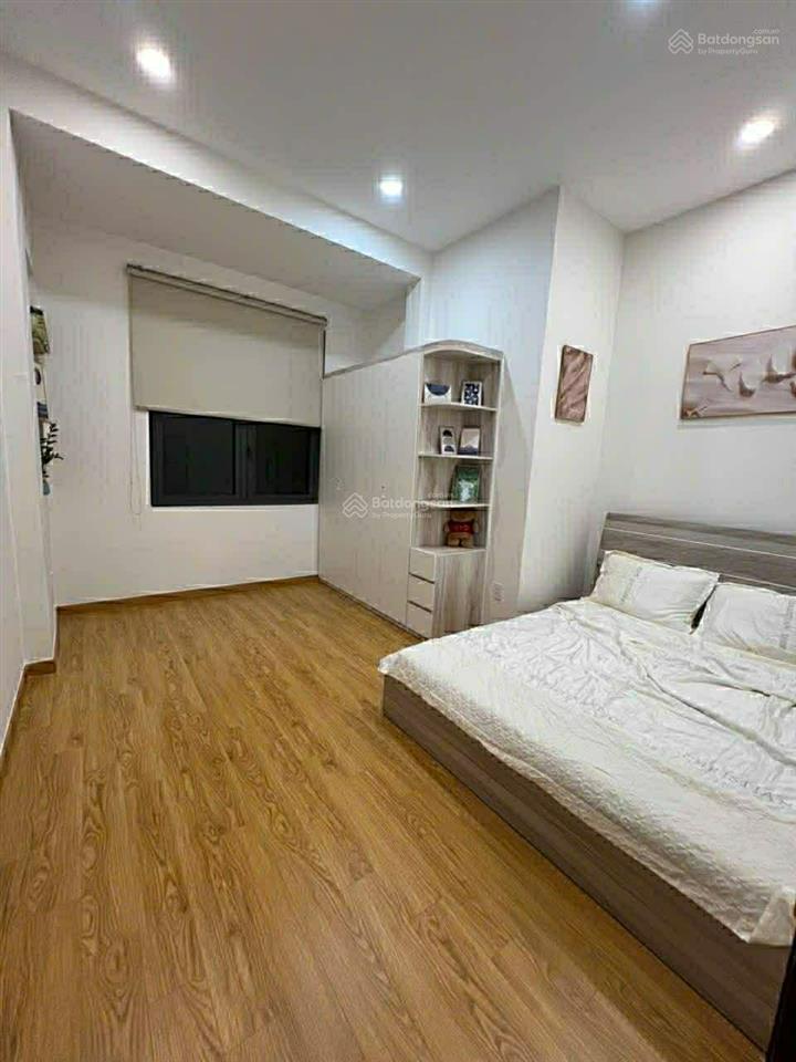 Sát vách q1, diện tích 84m2 nở hậu 4.2m, nhà mới 1 trệt 1 lầu 3pn 2wc (1pn trệt), chỉ 6.79 tỷ