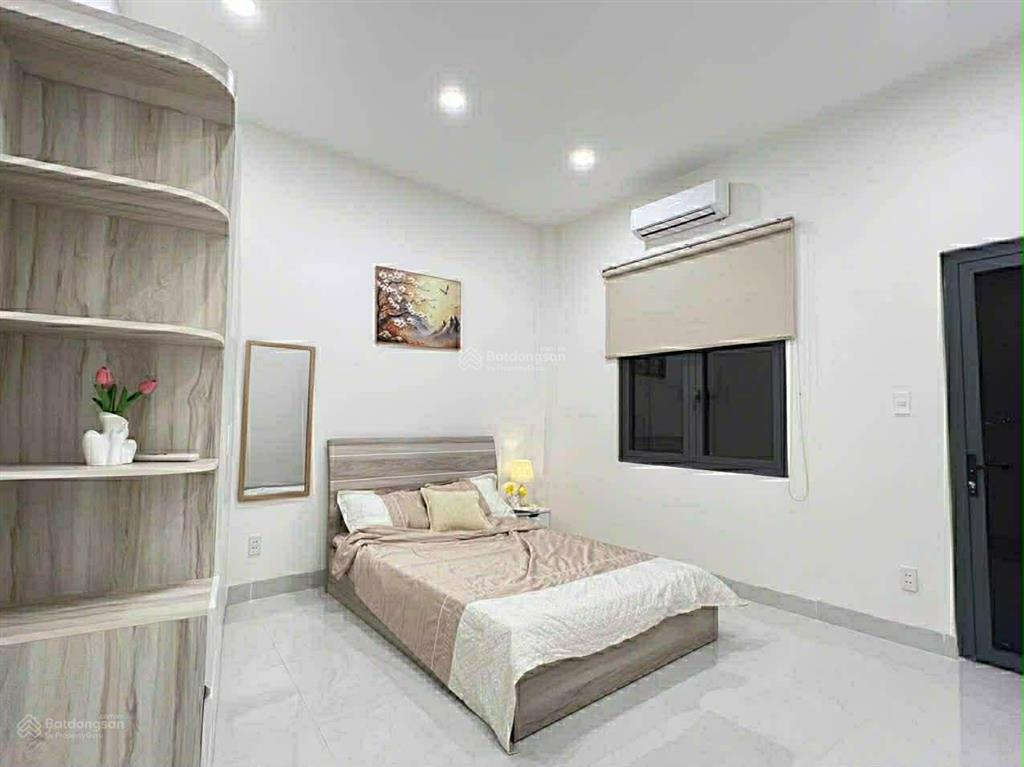 Sát vách q1, diện tích 84m2 nở hậu 4.2m, nhà mới 1 trệt 1 lầu 3pn 2wc (1pn trệt), chỉ 6.79 tỷ