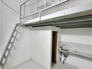 Cho thuê nhà trọ gác lửng, 1wc, 20m2, 2,5 triệu tại bùi văn ba, p tân thuận đông, q.7, tp.hcm