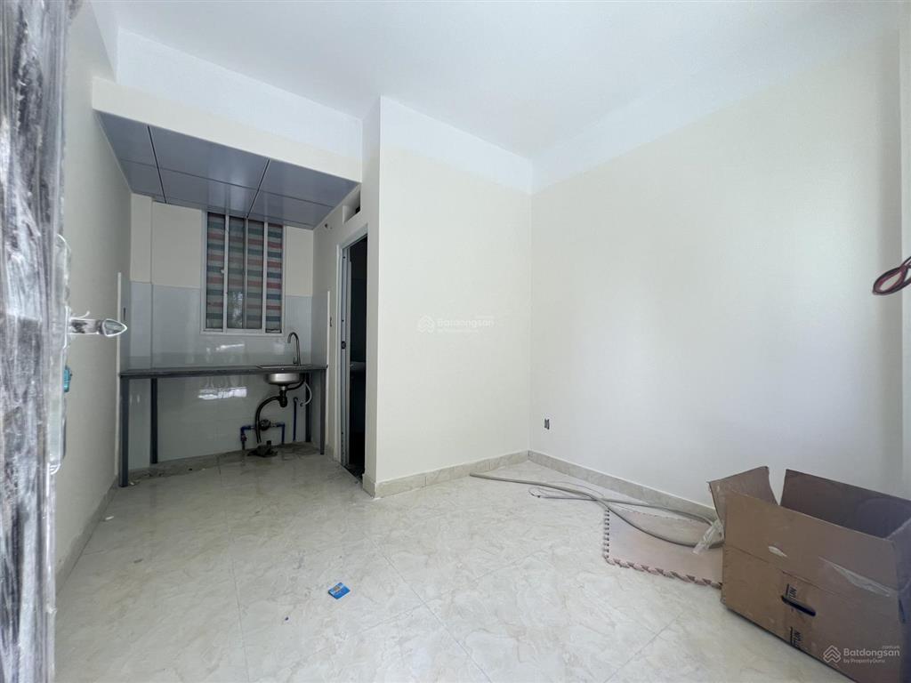 Cho thuê phòng cửa sổ gần tdtu chỉ 3tr3