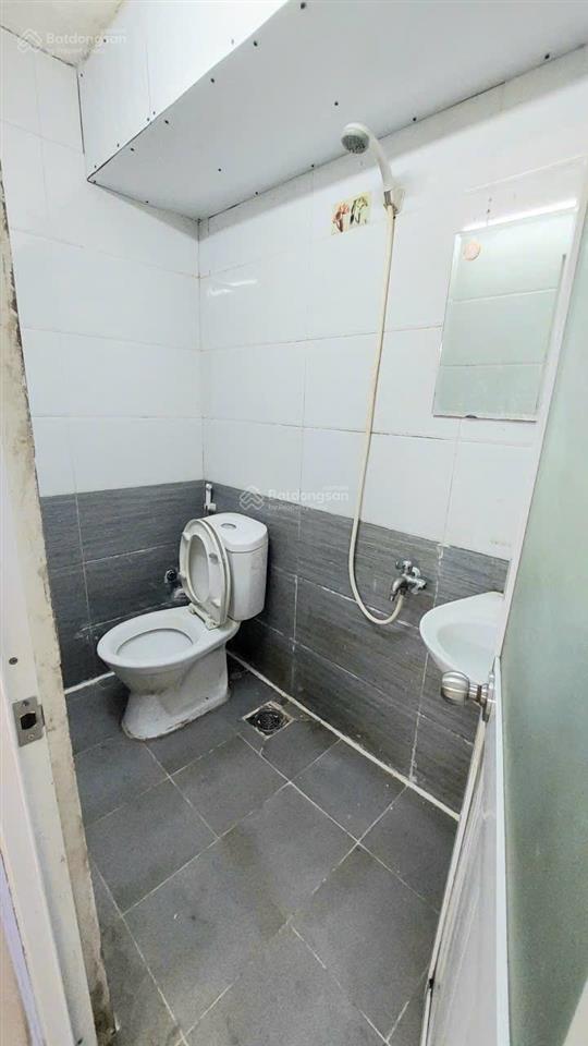 Cho thuê phòng trọ giá rẻ gần kcx tân thuận, ufm chỉ 2tr8